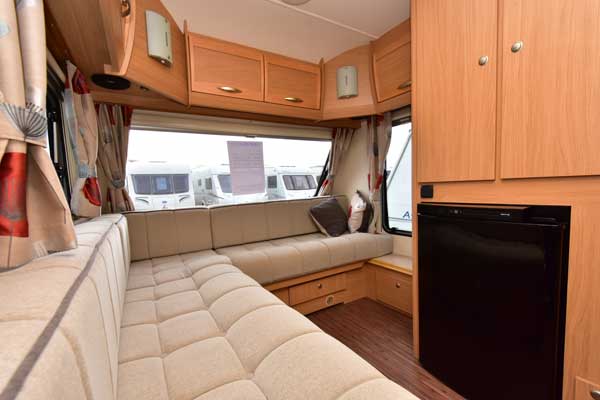 Elddis Xplore Lounge