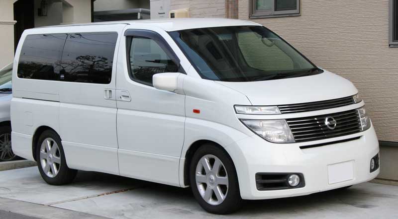 Nissan Elgrand Day Van